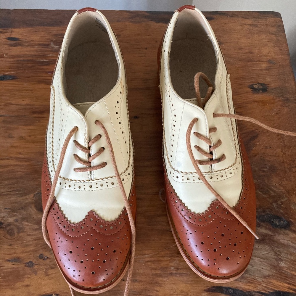 Cream and Tan Oxford Brogues
